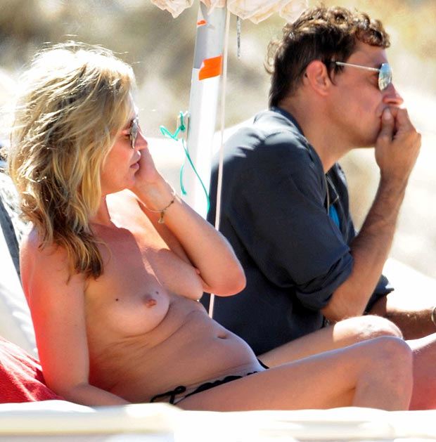 Kate Moss - topless  (2)