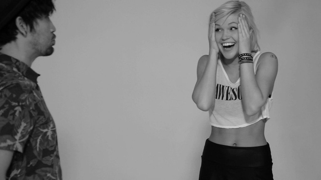 40 Onbekende mensen slaan elkaar