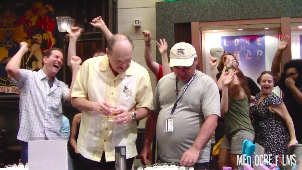 Achter mensen hun rug dansen