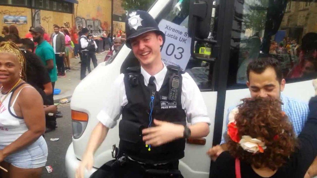 Agent gaat uit de bol