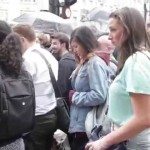 Dansende man in Londense metro