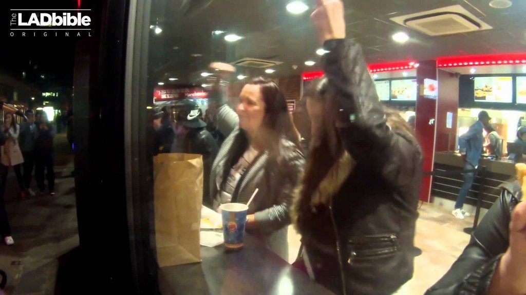 Discobar zorgt voor sfeer in Manchester