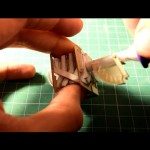 Een papieren V8-motor