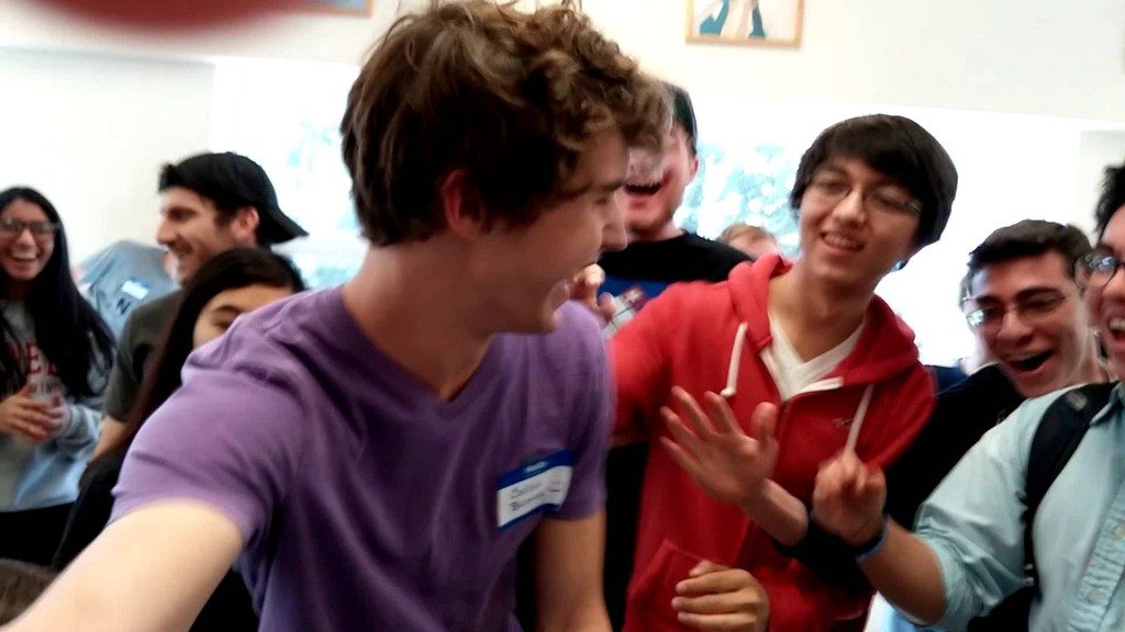 Even een rubik kubus oplossen