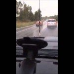 Geen ruitenwissers? Gebruik raamtrekker