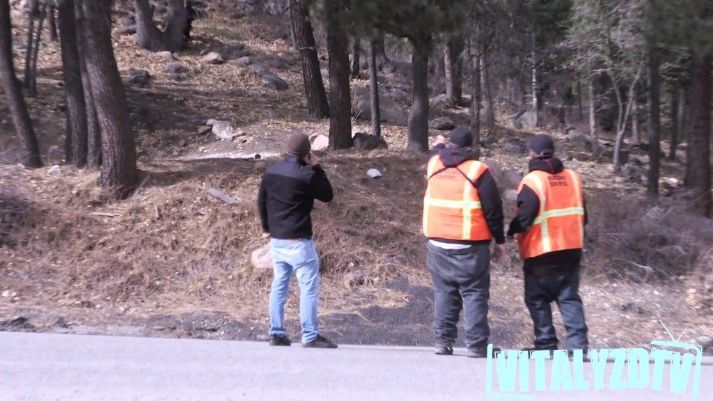 Grapje met fake bigfoot