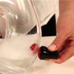 Hoe je glazen vazen poetsen