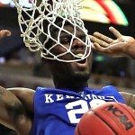 Met de tanden aan het basketbalnet