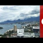 Plankwolken boven Sydney