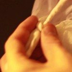 Plastic knoop losmaken