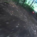 Racende drones in het bos