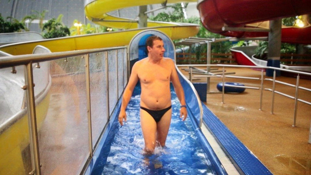 ’s Nachts in het waterpark
