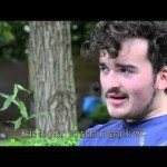 Verlamde jongen bekijkt het leven positief