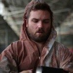 Verlaten magazijn wordt kleurrijke zaal