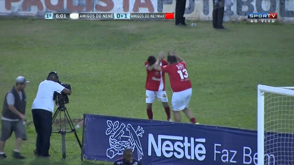 Voetbalkunstje van Neymar