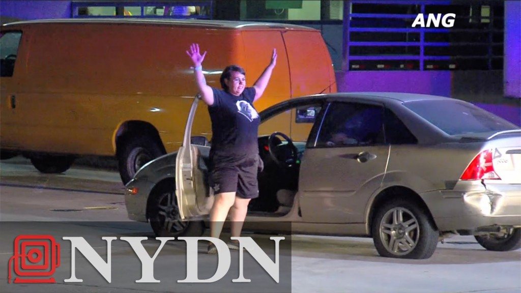 Vrouw dans voor arrestatie