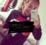 Foute kersttrui van Zimra Geurts toont tieten!