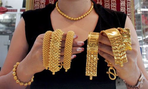 gold jewelery