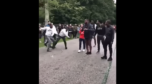 Appelsap Festival artiesten gaan met elkaar op de vuist