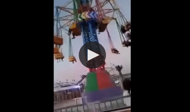 Video: Draaimolen in Ramallah stort neer