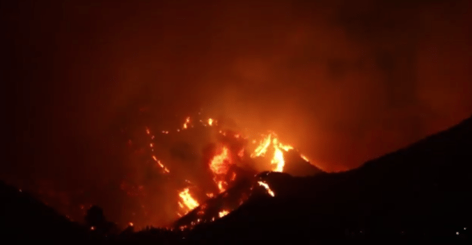 La Tuna / Burbank Californië in brand!