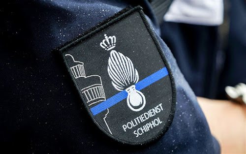 Cubaan smokkelt aansteker in vorm vuurwapen