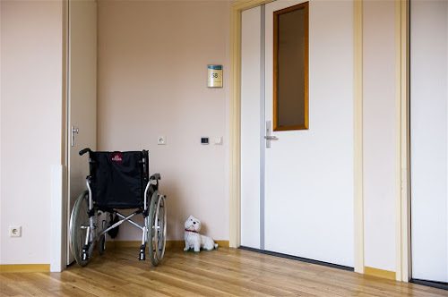 Kreupele gedetineerde neemt de benen