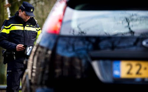 Politie bekeurt automobilist