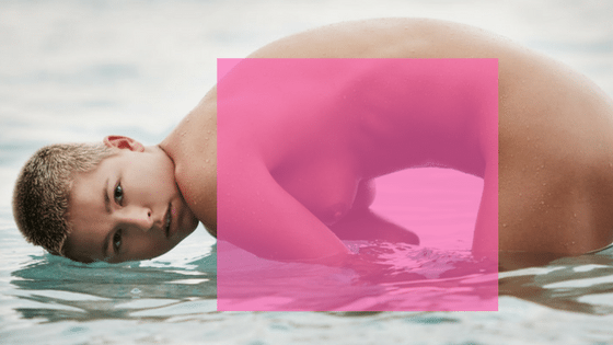 Topless kiekjes van Marisa Papen