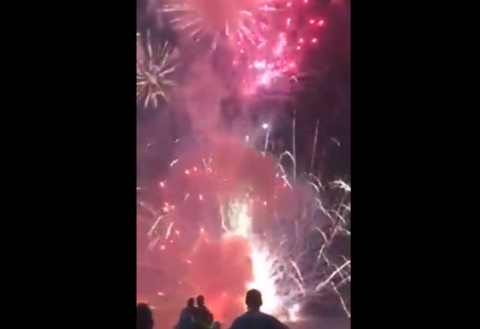 Vuurwerkshow Terrigal beach Sydney uit de hand gelopen