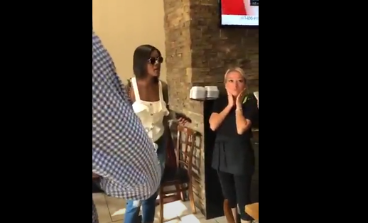 Candace Owens gaat ontbijten, wordt lastig gevallen door Antifa