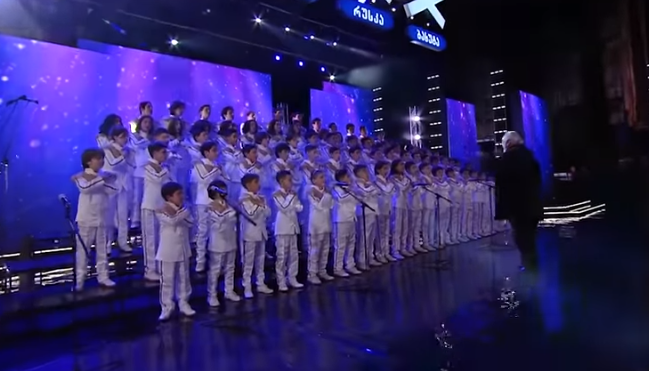 Kippenvel! Kinderkoor zingt ‘Bohemian Rhapsody’,