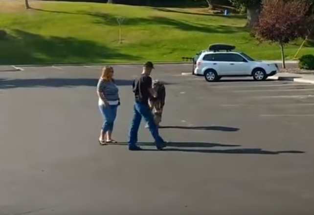 Pedofiel hard aan gepakt door vader