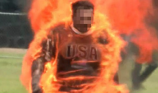 Schokkend: Man steekt zichzelf in brand nabij White House