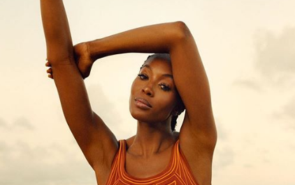 Naomi Campbell naakt in Vogue