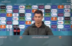 Ronaldo met flesjes coca cola